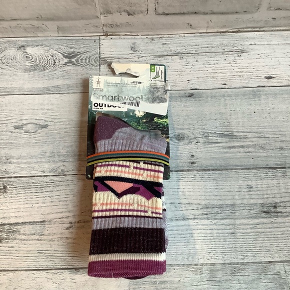 SmartWool Women’s M Crew Outdoor Light Cushion Socks - Merino Wool - Picture 2 of 4